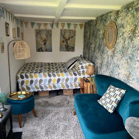 Bothy Hut Hotel Tring Eksteriør billede