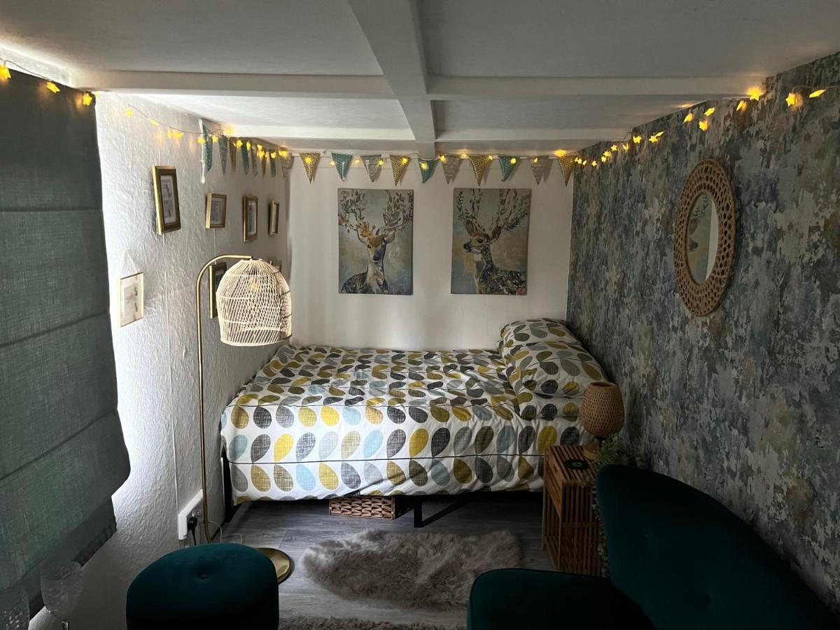 Bothy Hut Hotel Tring Eksteriør billede