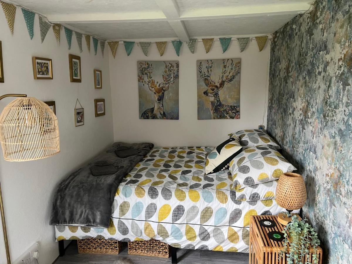 Bothy Hut Hotel Tring Eksteriør billede