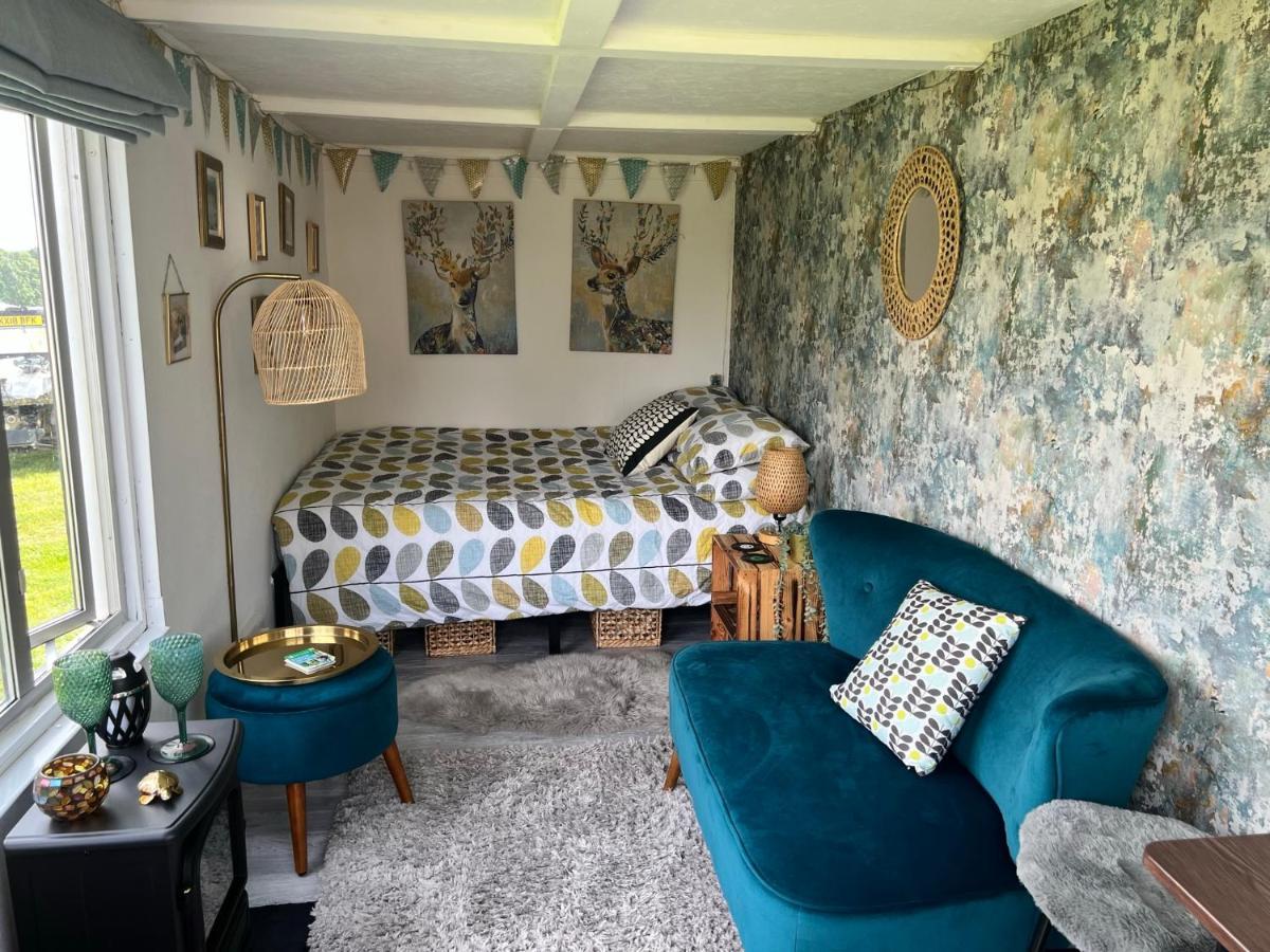 Bothy Hut Hotel Tring Eksteriør billede
